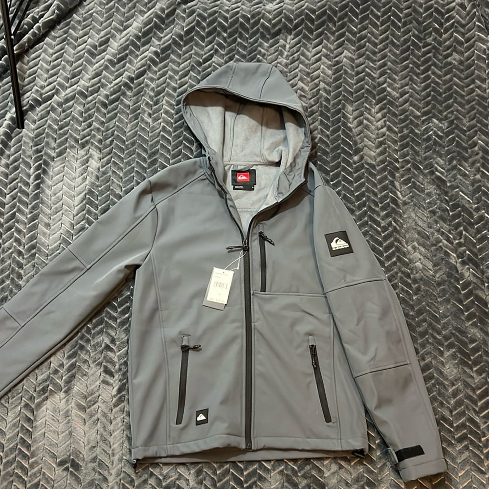 Quicksilver / light weight jacket / sizes- (small / medium)  / charcoal grey